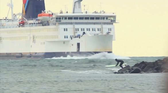 Warnemünde Fährwelle