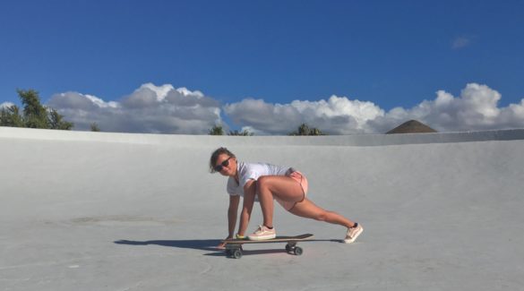 Gleichgewichtstraining Skateboard Workout