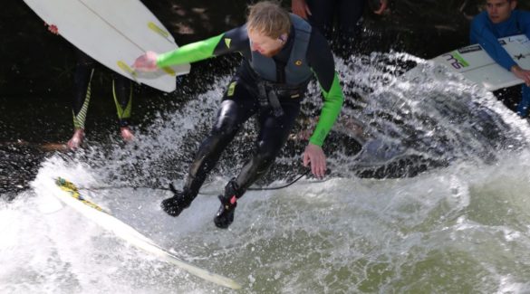 Rapid Surfing vs River Surfing