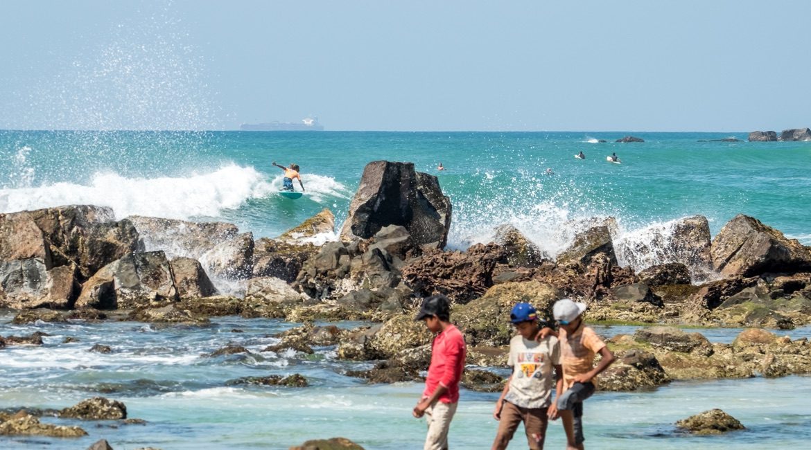 In Sri Lanka surfen - Surf Contests